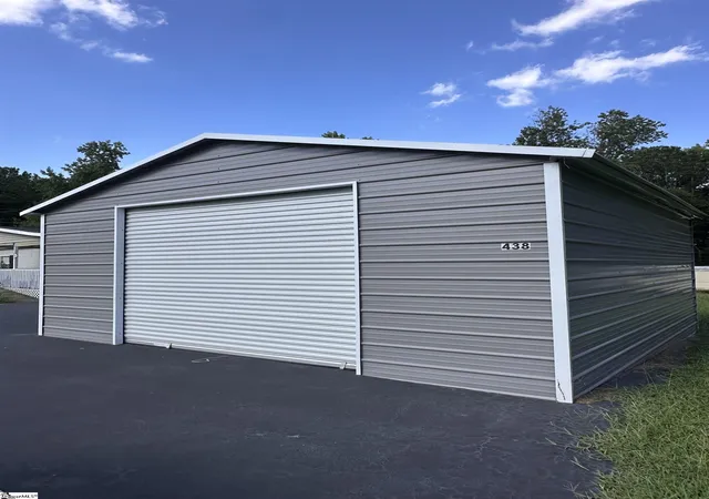 Photo 20 of Manufactured home for sale at 438 Lockhart Ln, Gaffney, SC 29341 | MLS# 1601364 | Listing updated on 2026-08-20