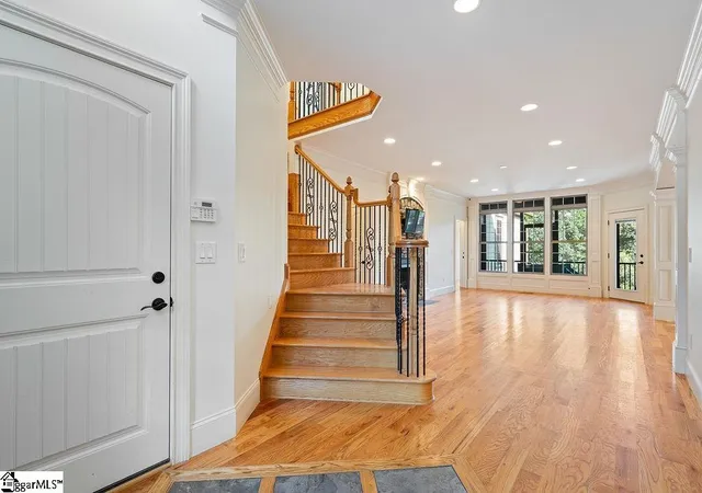 Photo 4 of Single family home for sale at 306 E Faris Rd, Greenville, SC 29605 | MLS# 1600838 | Listing updated on 2026-08-26