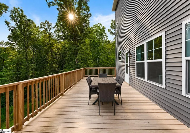 Photo 3 of Single family home for sale at 348 W Caroline St, Greenville, SC 29611 | MLS# 1600202 | Listing updated on 2026-10-20