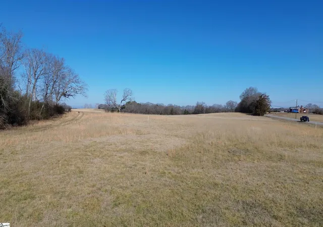 4th image of 106b Omega Ln, Piedmont, SC 29673 | MLS# 1581079