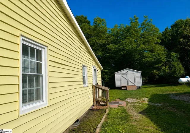 Photo 4 of Single family home for sale at 117 Williams St, Woodruff, SC 29388 | MLS# 1594797 | Listing updated on 2026-08-02