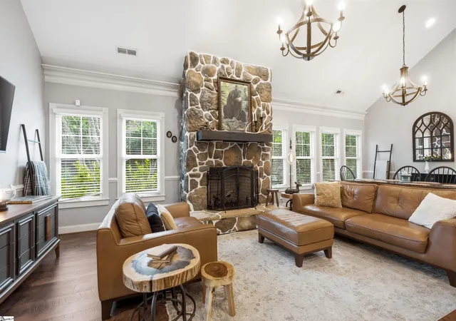 Photo 4 of Single family home for sale at 104 Stillcountry Cir, Travelers Rest, SC 29690 | MLS# 1600547 | Listing updated on 2026-09-25