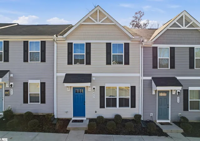 Homes for sale in Greer, SC | 217 Juglans Wy, Greer, SC 29651 | MLS# 1582998