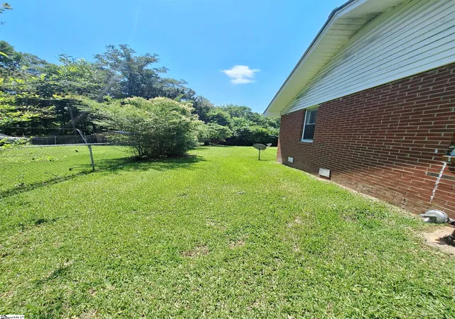 5th image of 107 Pine Rd, Laurens, SC 29360 | MLS# 1566426