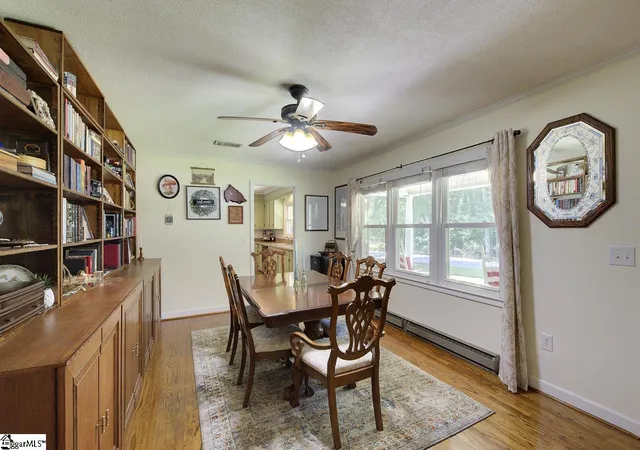 Photo 4 of Single family home for sale at 303 Mill St, Williamston, SC 29697 | MLS# 1600435 | Listing updated on 2026-08-27