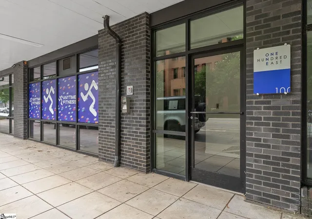 3rd image of 100 E Washington St, Greenville, SC 29601