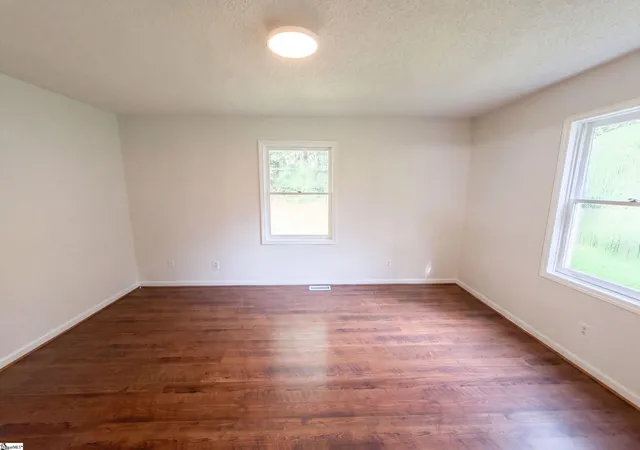 Photo 3 of Sale Pending at 106 Hilltop Rd, Laurens, SC 29360 | MLS# 1601470 | Listing updated on 2026-09-10
