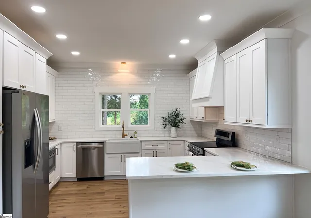 Photo 3 of Single family home for sale at 187 Ledo Ln, Fountain Inn, SC 29644 | MLS# 1591825 | Listing updated on 2026-08-23