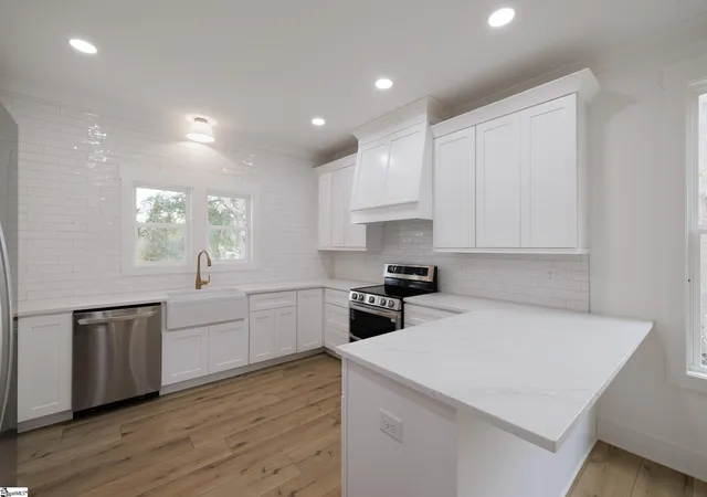Photo 3 of Single family home for sale at 187 Ledo Ln, Fountain Inn, SC 29644 | MLS# 1591825 | Listing updated on 2026-08-23