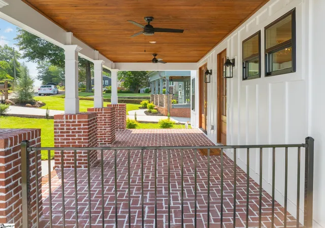 Photo 1 of Single family home for sale at 4a Maco St, Greenville, SC 29607 | MLS# 1602479 | Listing updated on 2026-09-01