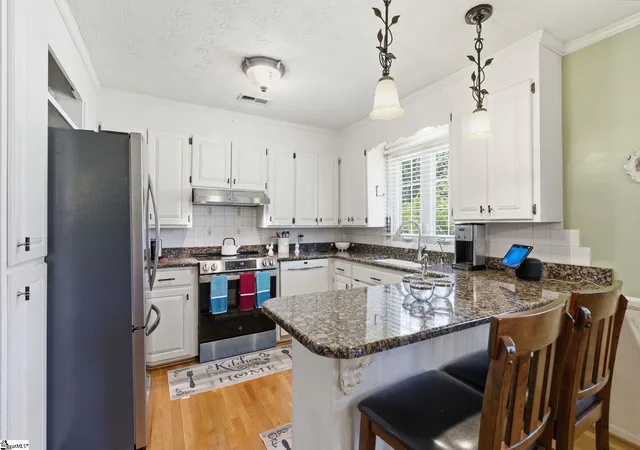 Photo 3 of Single family home for sale at 136 Bagwell St, Easley, SC 29640 | MLS# 1601497 | Listing updated on 2026-08-20