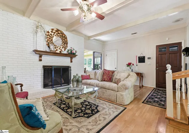 Photo 4 of Single family home for sale at 136 Bagwell St, Easley, SC 29640 | MLS# 1601497 | Listing updated on 2026-08-20