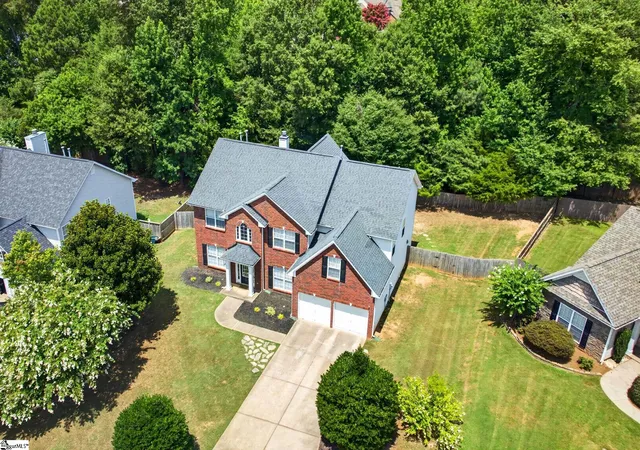 Photo 2 of Sale Pending at 513 Adeline Ct, Simpsonville, SC 29681 | MLS# 1598009 | Listing updated on 2026-10-07