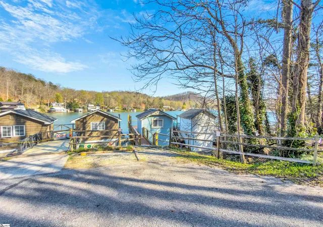 30th image of 1700 W Lakeshore Dr, Landrum, SC 29356 | MLS# 1586388