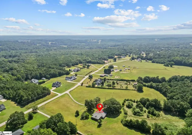 3rd image of 100 Gunter Rd, Piedmont, SC 29673 | MLS# 1585685