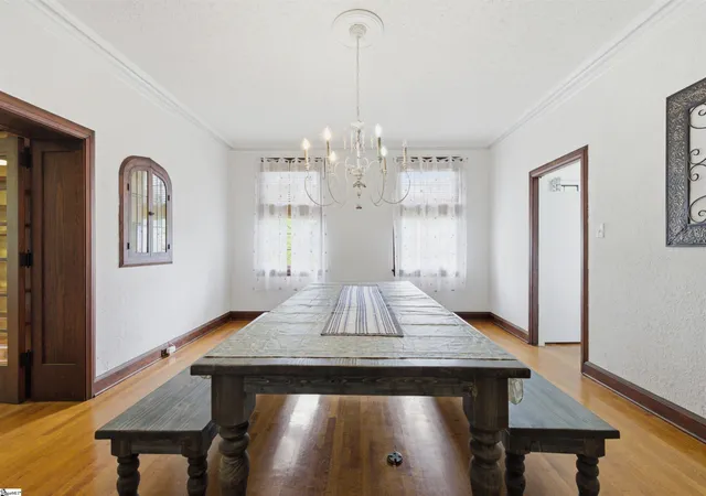 Photo 3 of Single family home for sale at 511 E Cambridge Ave, Greenwood, SC 29646 | MLS# 1600624 | Listing updated on 2026-09-15