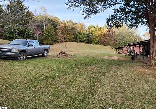 Photo 2 of House for sale at 1549 Midway Rd, Pickens, SC 29671 | MLS# 1592459 | Listing updated on 2026-09-10