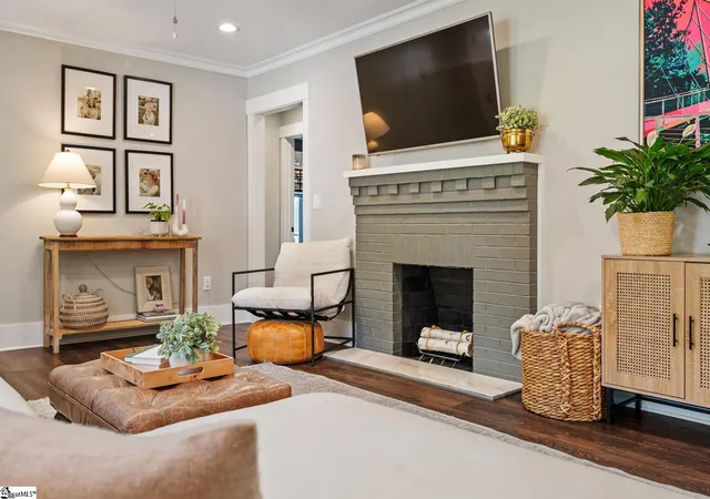 Photo 2 of Sale Pending at 24 Brookdale Ave, Greenville, SC 29607 | MLS# 1600685 | Listing updated on 2026-08-30