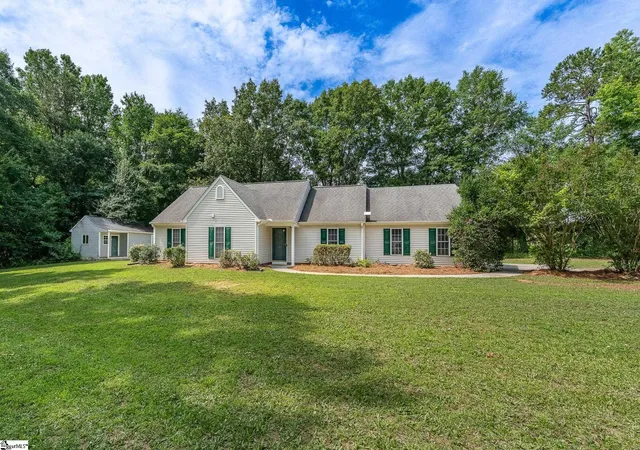 Homes for sale in Williamston, SC | 465 Boiter Rd, Williamston, SC 29697 | MLS# 1597207