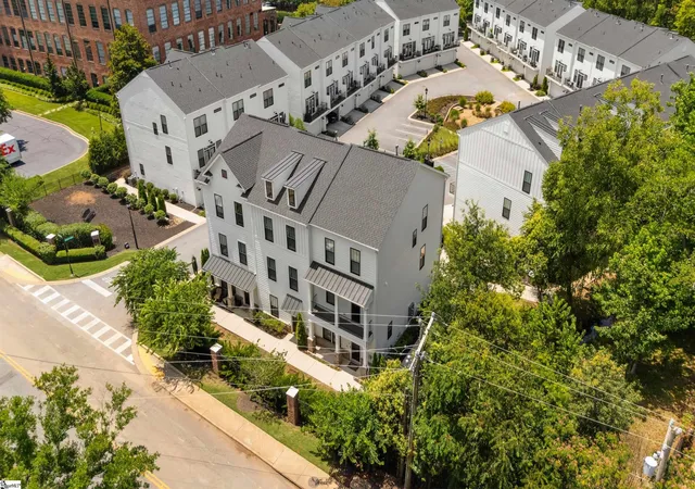 Photo 1 of Townhouse for sale at 516 Guess St, Greenville, SC 29605 | MLS# 1580503 | Listing updated on 2026-07-24