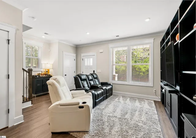 Photo 4 of Townhouse for sale at 516 Guess St, Greenville, SC 29605 | MLS# 1580503 | Listing updated on 2026-07-24