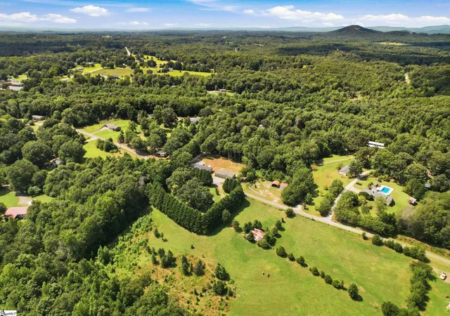 Photo 32 of Sale Pending at 169 B D Johnston Rd, Central, SC 29630 | MLS# 1600155 | Listing updated on 2026-08-21
