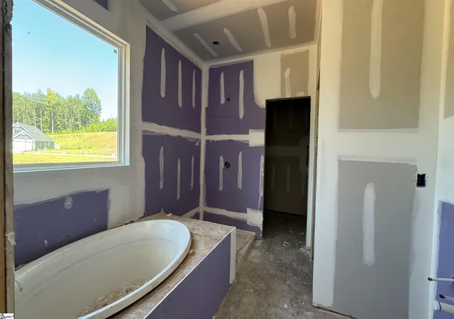 Photo 2 of Single family home for sale at 1125 Stable Wy, Landrum, SC 29356 | MLS# 1598048 | Listing updated on 2026-08-24