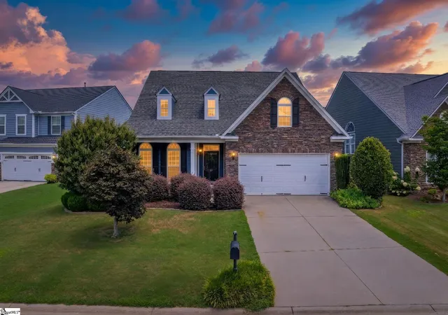 Photo 2 of Single family home for sale at 12 Weston Brook Wy, Greenville, SC 29607 | MLS# 1598456 | Listing updated on 2026-09-11