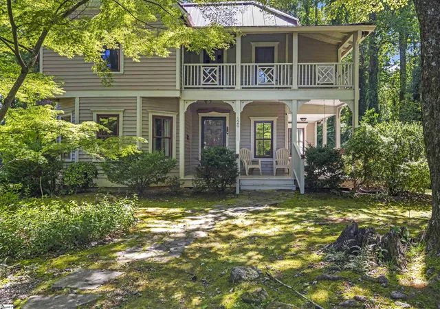 2nd image of 520 Esseola St, Saluda, NC 28773 | MLS# 1602078