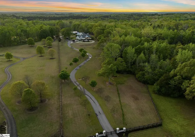 2nd image of 224 Hillside Church Rd, Fountain Inn, SC 29644 | MLS# 1589859