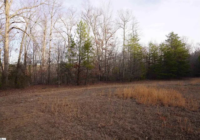 Photo 3 of House for sale at 416 Bulls Rd, Taylors, SC 29687 | MLS# 1600516 | Listing updated on 2026-08-27