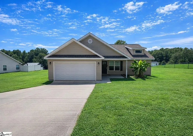 Photo 1 of Single family home for sale at 136 Miller Rd, Belton, SC 29627 | MLS# 1589840 | Listing updated on 2026-08-05