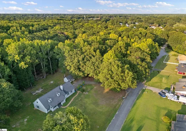 Photo 44 of Single family home for sale at 212 Gray Dr, Williamston, SC 29697 | MLS# 1600662 | Listing updated on 2026-10-26