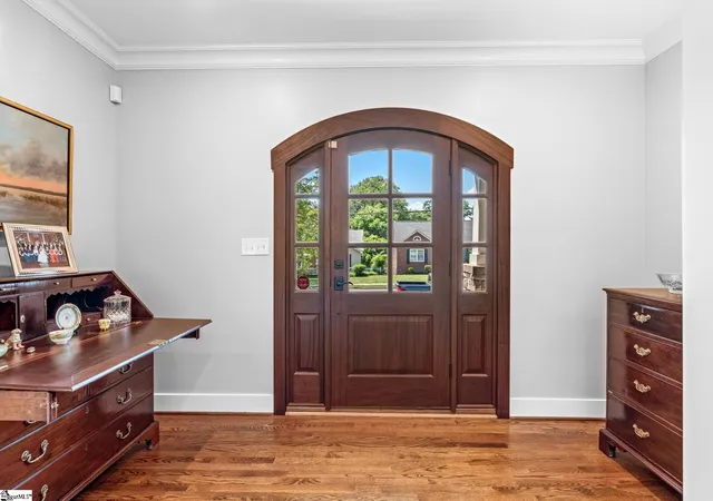 Photo 4 of Single family home for sale at 307 Grove Rd, Greenville, SC 29605 | MLS# 1594853 | Listing updated on 2026-08-28