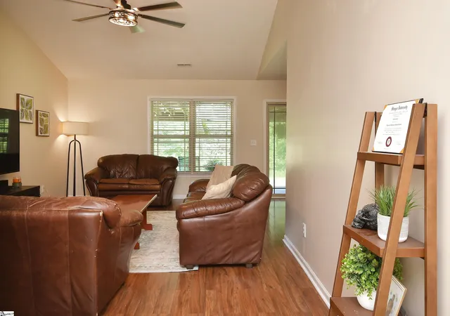 Homes for sale in Travelers Rest, SC | 2150 Tigerville Rd, Travelers Rest, SC 29690 | MLS# 1596049