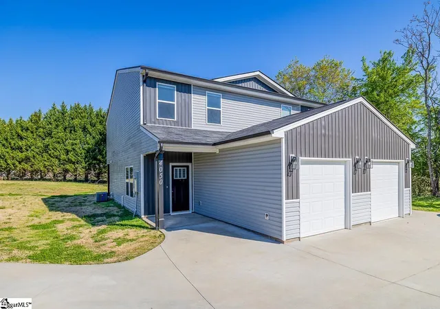 3rd image of 4050 Parris Bridge Rd, Boiling Springs, SC 29316 | MLS# 1596949