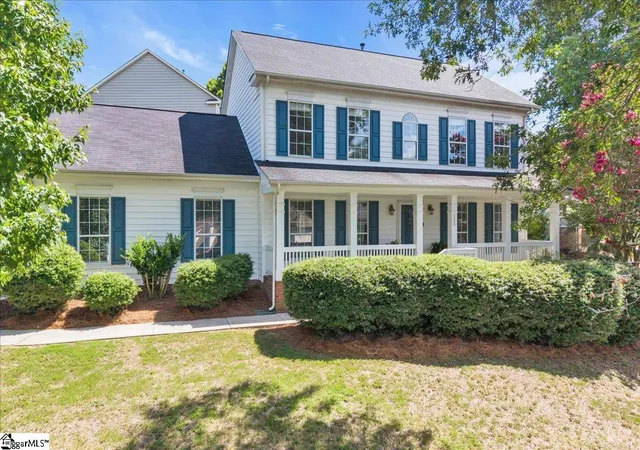 Photo 1 of Single family home for sale at 125 Misty Crest Cir, Greenville, SC 29615 | MLS# 1598492 | Listing updated on 2026-09-02