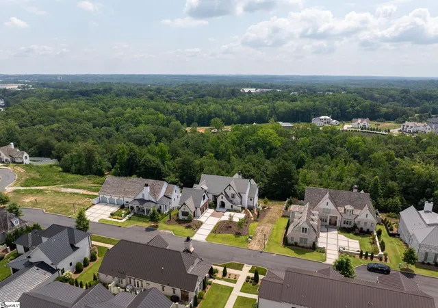 Photo 3 of Sale Pending at 22 Bowman Rd, Greenville, SC 29615 | MLS# 1566126 | Listing updated on 2026-08-24