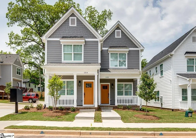 Photo 3 of Multi family home for sale at 310 Gower St, Greenville, SC 29611 | MLS# 1601514 | Listing updated on 2026-09-04