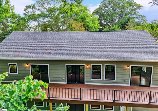 Photo 3 of Manufactured home for sale at 892 Chrenshaw St, Pendleton, SC 29670 | MLS# 1592775 | Listing updated on 2026-06-24