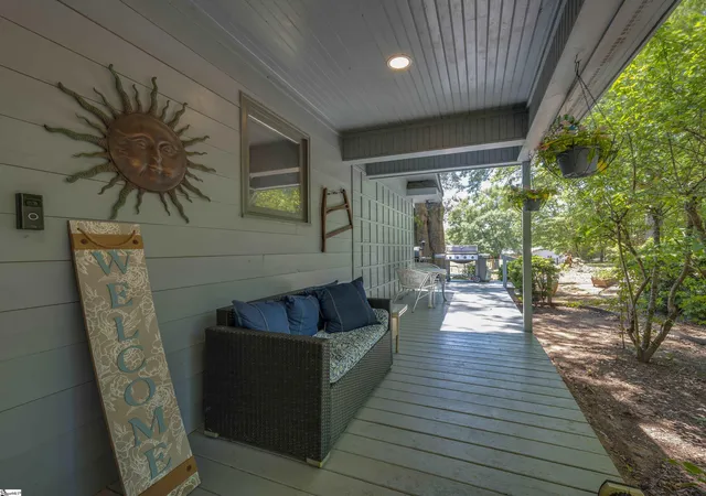 3rd image of 140 Joanda Farm Rd, Mooresboro, NC 28114 | MLS# 1599607