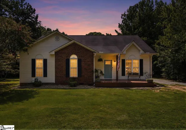 Photo 1 of Single family home for sale at 1129 Casey Rd, Woodruff, SC 29388 | MLS# 1601238 | Listing updated on 2026-10-05