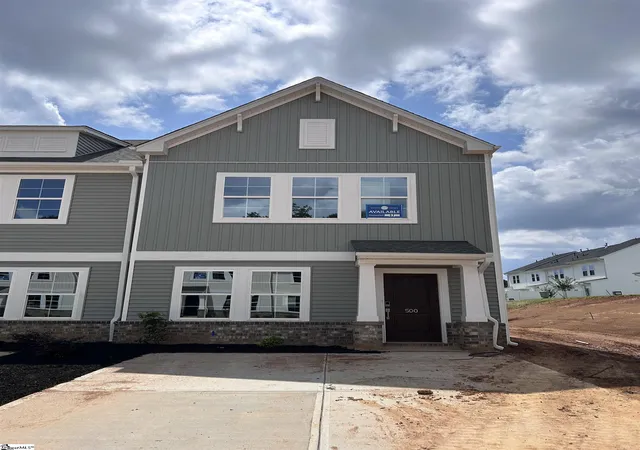 Photo 1 of Townhouse for sale at 500 Fernleigh Trl, Taylors, SC 29687 | MLS# 1592336 | Listing updated on 2026-08-29