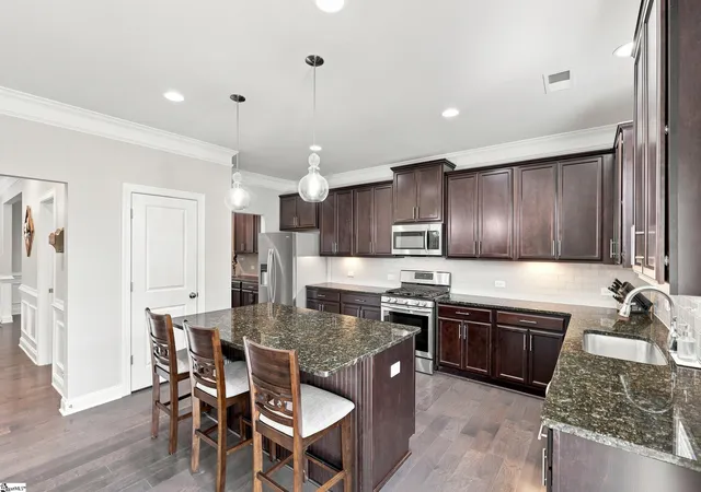 Photo 3 of Single family home for sale at 274 Braselton St, Duncan, SC 29334 | MLS# 1601635 | Listing updated on 2026-09-12