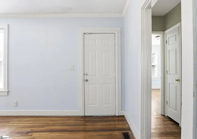 Homes for sale in Greenville, SC | 211 Lowndes Hill Rd, Greenville, SC 29607 | MLS# 1587118