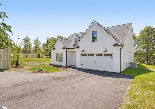 Homes for sale in Simpsonville, SC | 1434 Scuffletown Rd, Simpsonville, SC 29681 | MLS# 1582583