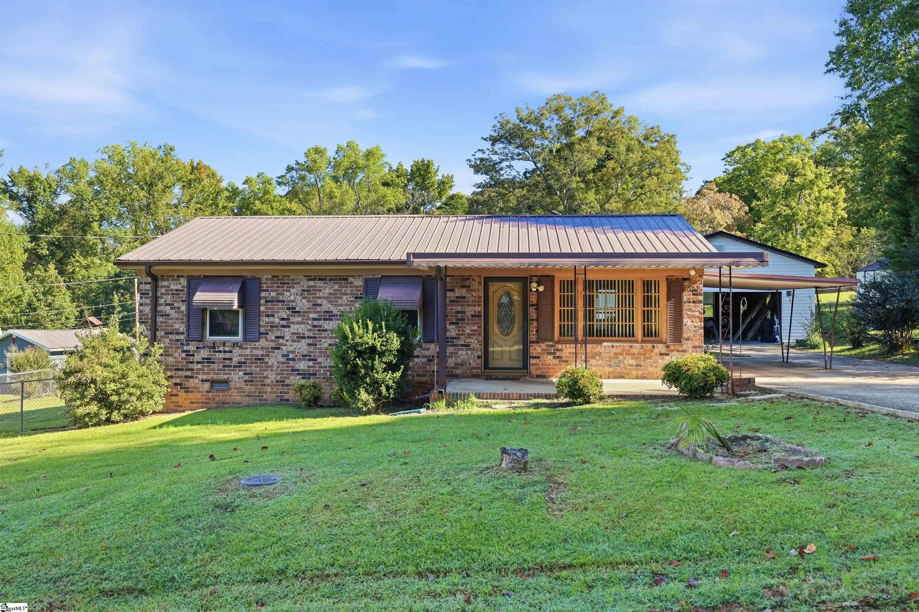 Photo 1 of Single family home for sale at 37 Theodore Cir, Greenville, SC 29611 | MLS# 1606650 | Listing updated on 2026-10-18