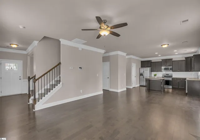 Photo 3 of Single family home for sale at 210 Redmont Ct, Simpsonville, SC 29680 | MLS# 1598862 | Listing updated on 2026-08-11