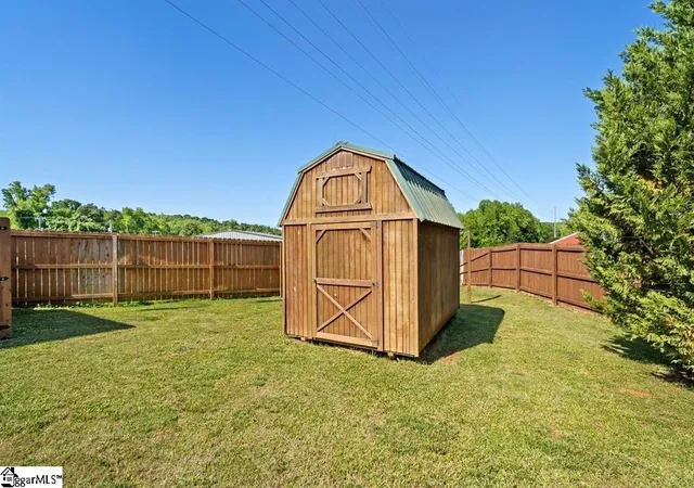 Photo 12 of Single family home for sale at 103 Summerlea Ln, Greer, SC 29651 | MLS# 1590496 | Listing updated on 2026-09-11