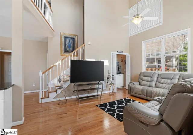 Photo 2 of Single family home for sale at 103 Summerlea Ln, Greer, SC 29651 | MLS# 1590496 | Listing updated on 2026-09-11